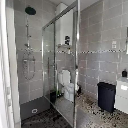 Logements Neufs Tout Equipes, Ideal Travail Mobilite Le Creusot Exterior photo