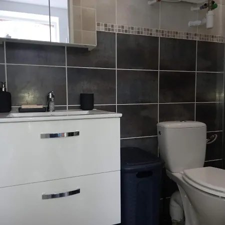 Logements Neufs Tout Equipes, Ideal Travail Mobilite Le Creusot Exterior photo