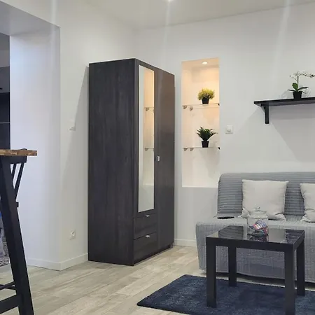 Logements Neufs Tout Equipes, Ideal Travail Mobilite Le Creusot Exterior photo