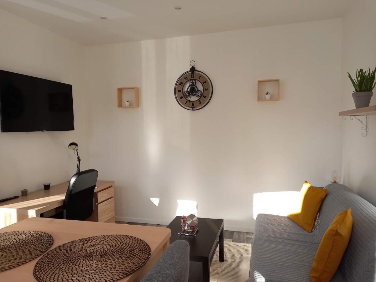 Neufs Equipes, Ideal Travail Mobilite Apartment