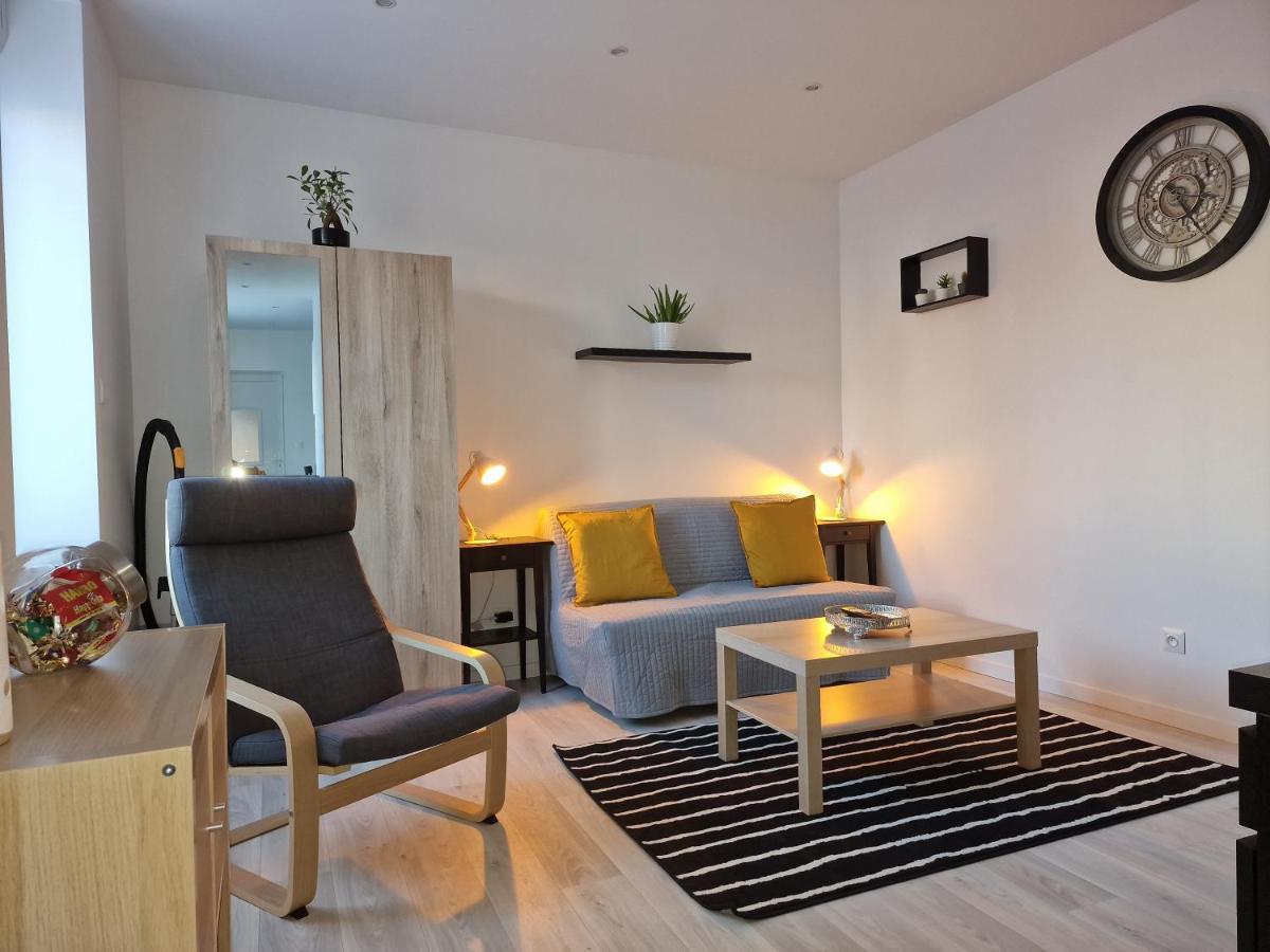 Neufs Equipes, Ideal Travail Mobilite Apartment
